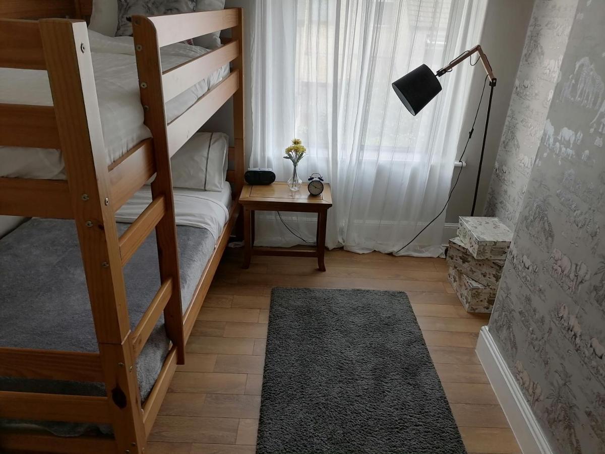 Tynant House- Modern 3 Bed House- City Centre And Free Parking Cardiff Bagian luar foto