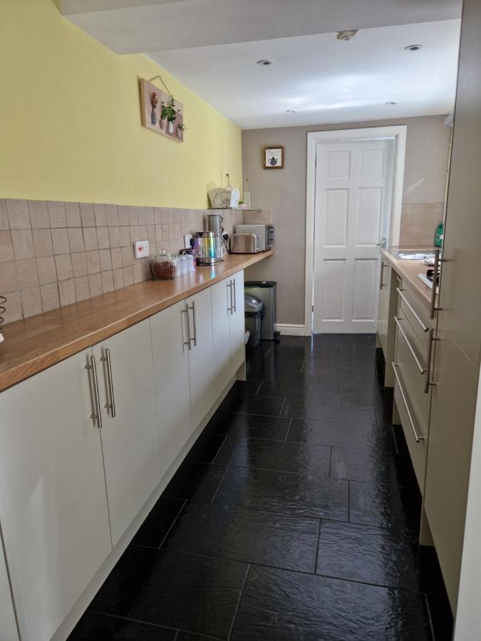 Tynant House- Modern 3 Bed House- City Centre And Free Parking Cardiff Bagian luar foto